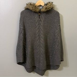 Eddie Bauer Cape with Faux Fur Hood Size M/L